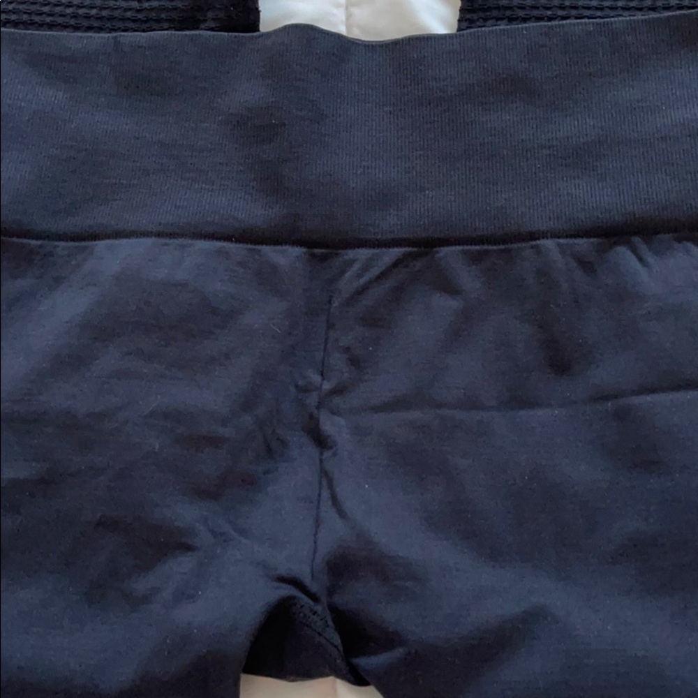 Fabletics Cropped Legging With Mesh Calf - image 6